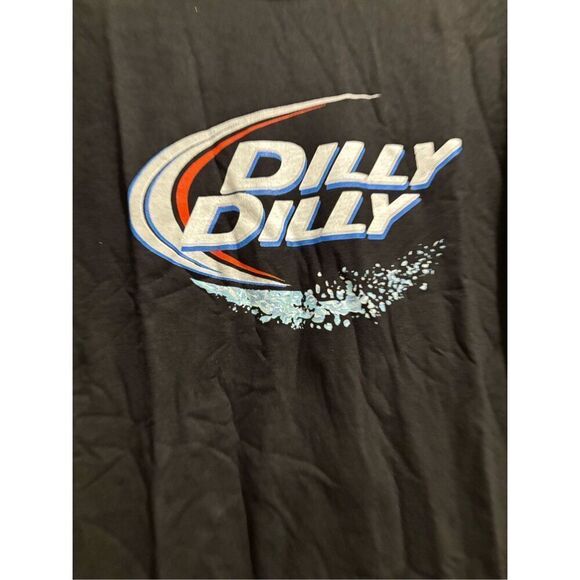 Dilly Dilly Bud Light Tshirt size Large - Picture 2 of 2
